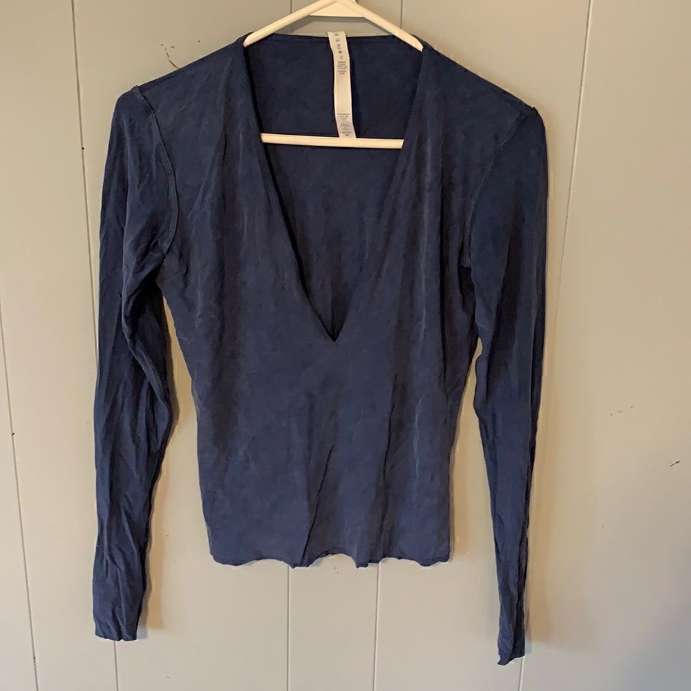 NWT Lululemon Graze Vneck Size 8 in GRVY